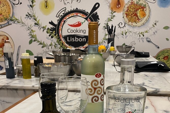 Lisbon Market and Food Tour with Cooking Class and Lunch - Key points to know before you book