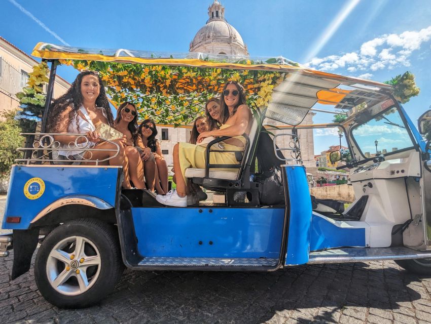 Lisbon: Old Town TukTuk Tour and Scenic Viewpoints in Alfama - Key points at a glance