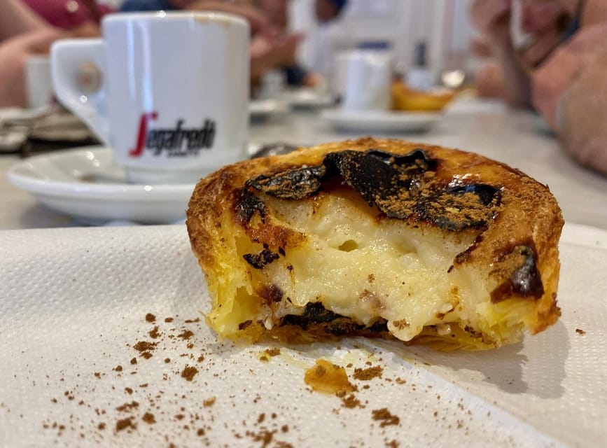 Lisbon: Pasteis de Nata Baking Class - A comfortable choice for solo visitors and couples