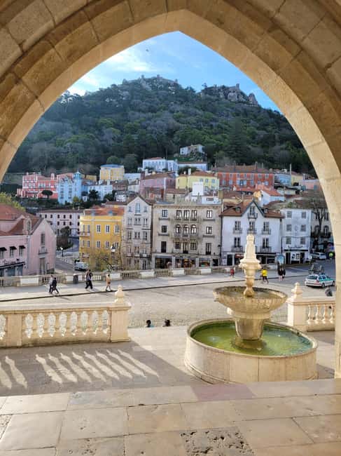 Lisbon: Pena Palace, Regaleira, Sintra, and Cascais Day Trip - Who should book it?