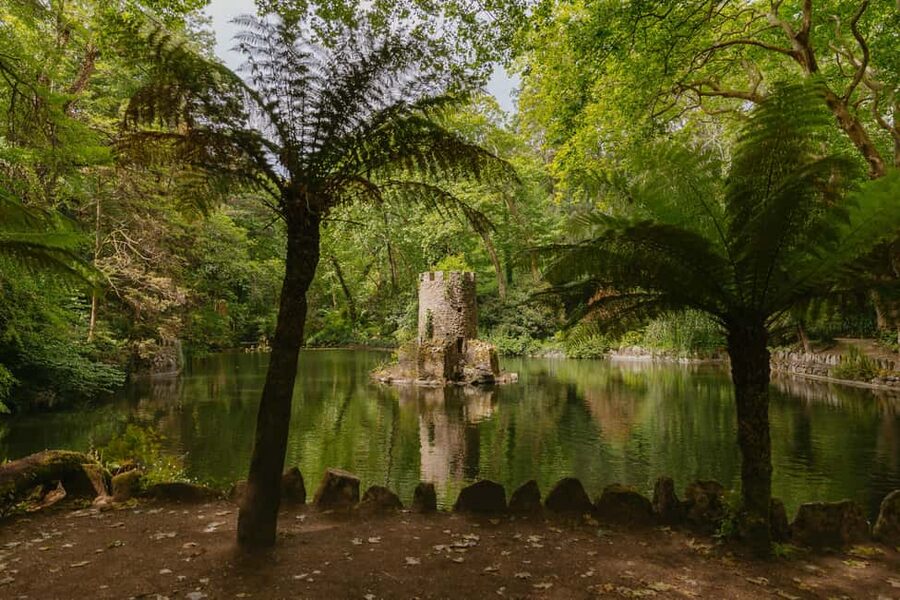 Lisbon: Pena Palace, Sintra, Cabo da Roca, & Cascais Daytrip - Meeting at Parque Eduardo VII