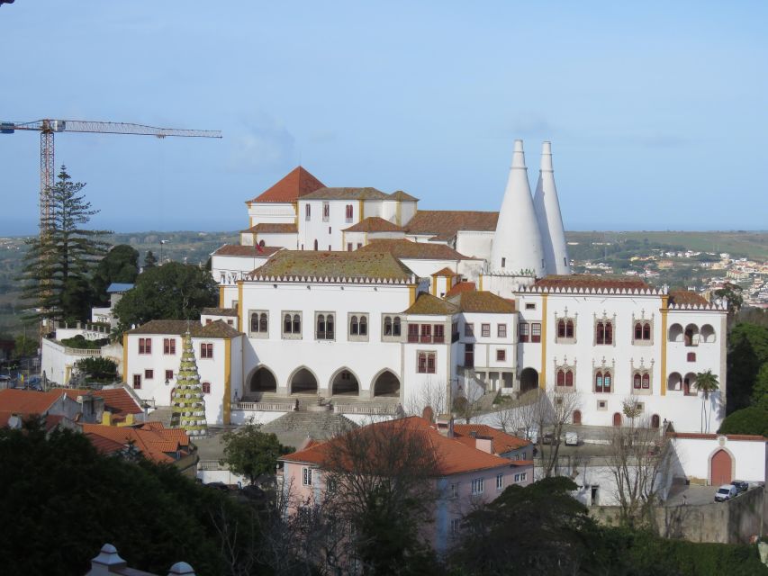 Lisbon: Pena, Regaleira & Atlantic Coast Tour with a Local - How much value do you get for $76?