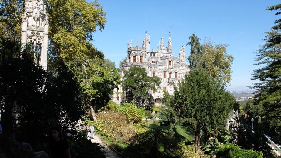 Lisbon: Pena, Regaleira & Atlantic Coast Tour with a Local - Cabo da Roca and the Atlantic edge