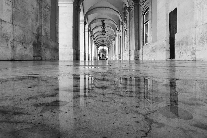 Lisbon Photo Private Day Tour - Mouraria: culture and street photography away from the main route
