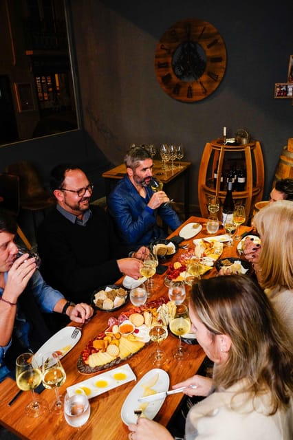 Lisbon: Premium Wine and Tapas Tasting Session - Five wines from Portugal’s small producers