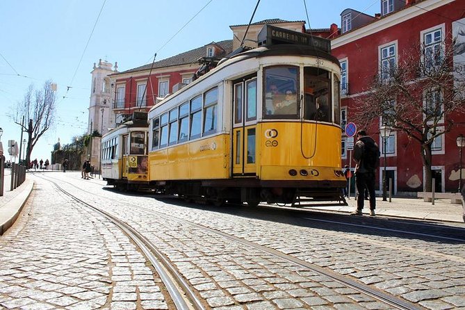 Lisbon Private And Customizable Half-Day Tour - What the private driver adds