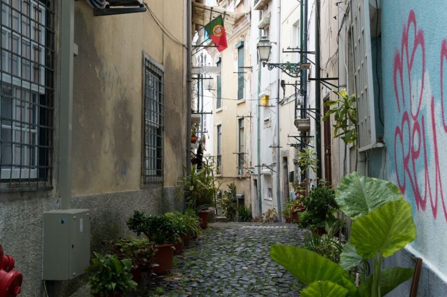 Lisbon: Private City Tour by Eco Tuk Tuk - Starting near Cais do Sodré and the Tagus