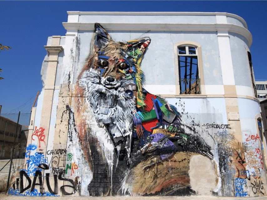 Lisbon: Private City Tour by Tuk-Tuk - Portas do Sol and Santa Luzia viewpoints