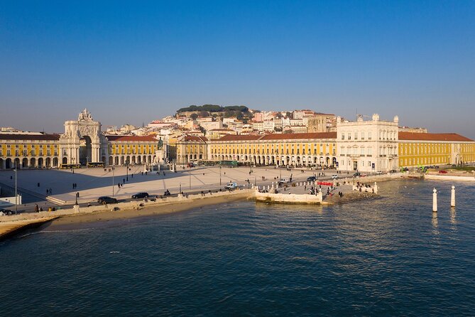 Lisbon Private Driver and Customizable Tour - Vehicle comfort and group size