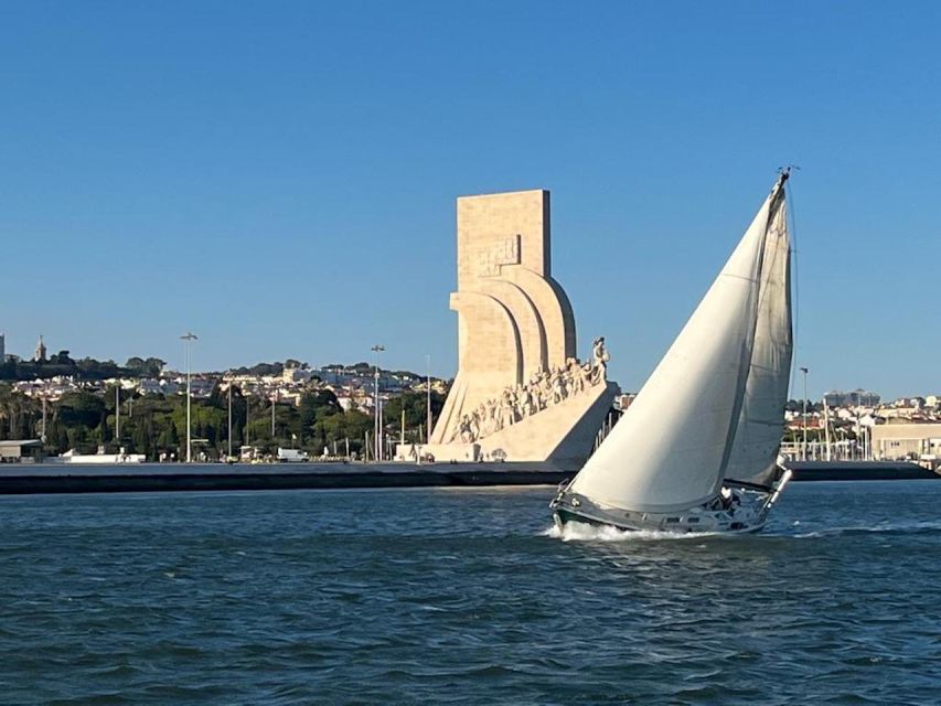 Lisbon: Private Sailing City & Sunset Tour - Alfama, the cathedral, and the castle hills