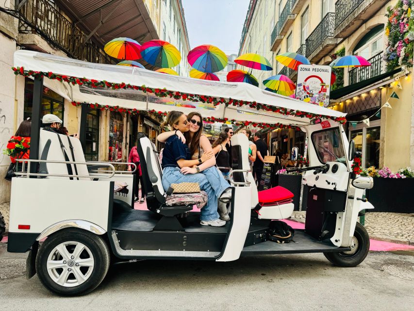 Lisbon: Private Sightseeing Tour by Tuk-Tuk - Santa Luzia and Portas do Sol: two classic viewpoints