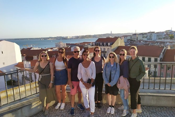 Lisbon Private Tour - The best introduction to the city - From Praça do Comércio into old Lisbon