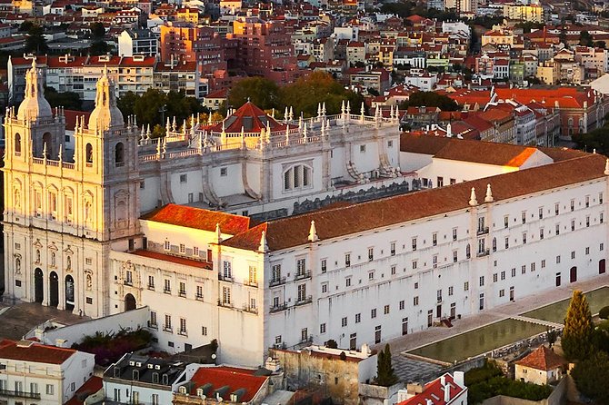 Lisbon Private Tuk Tuk Tour and Hotel Pickup: 2, 3, or 4 Hours - Lisbon Cathedral and the lanes of Alfama