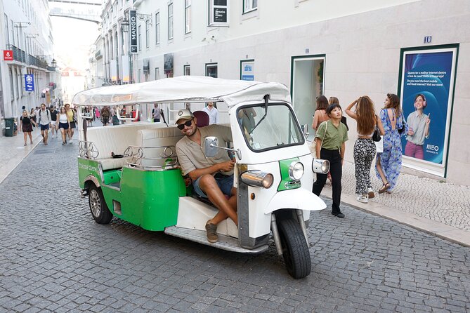 Lisbon Private Tuk Tuk Tour: City Highlights - Alfama and the viewpoints above the Tagus