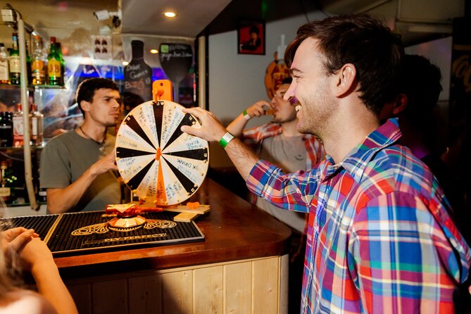 Lisbon: Pub Crawl with Open Bar, Shots & VIP Club Entry - The drinks package and its real value