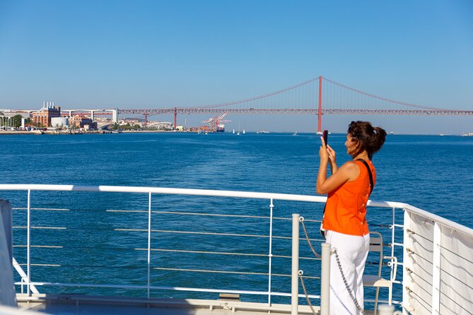 Lisbon River Boat Sightseeing Tour with a Drink - Out toward Bugio Lighthouse and the estuary
