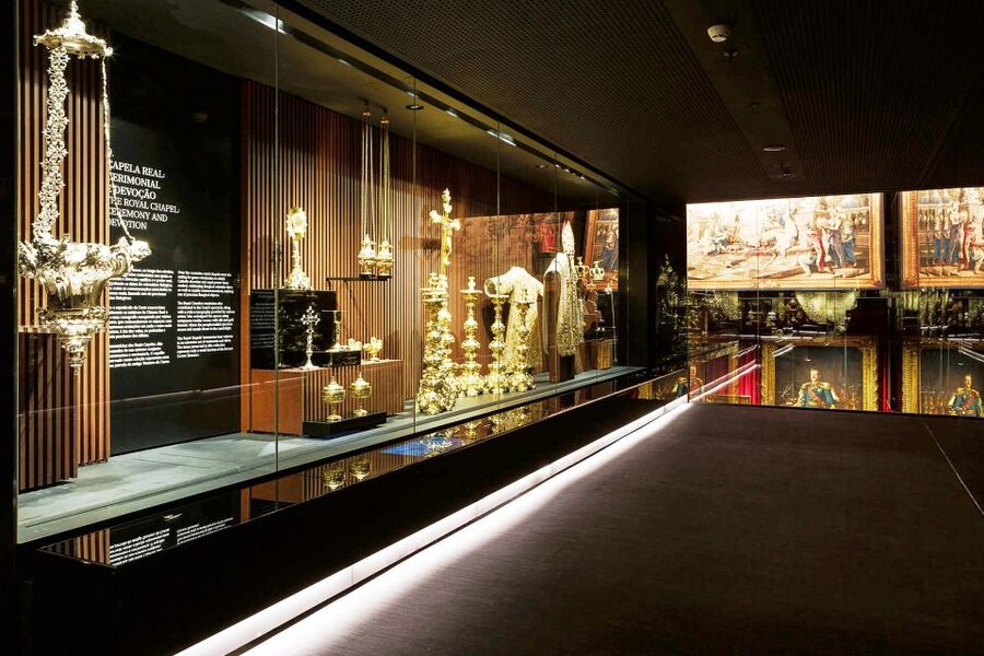 Lisbon: Royal Treasure Museum Entry Ticket - The Crown’s Silver and Germain tableware