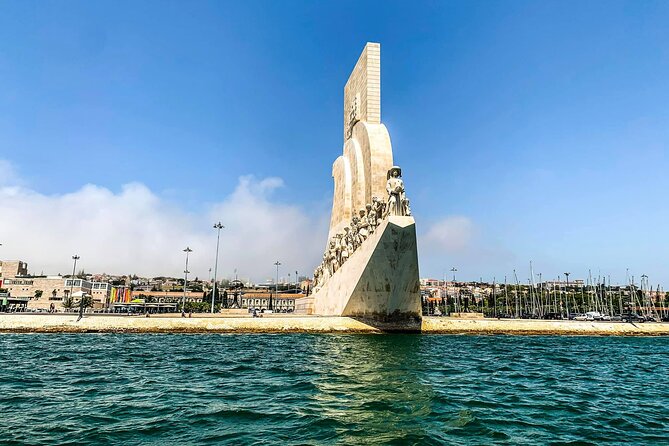 Lisbon Sailing Tour: 2-Hour Cultural Scenic Cruise with Wine - Praça do Comércio and Lisbon’s grand waterfront