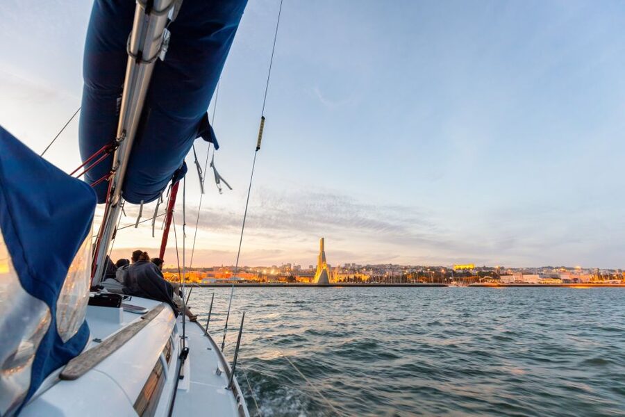 Lisbon: Sailing Tour on the Tagus River - Seeing Lisbon’s architecture from the river