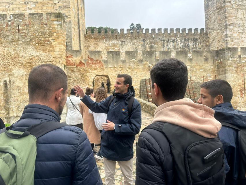 Lisbon: Saint George's Castle Entry Ticket and Guided Visit - Practical advice for a comfortable visit