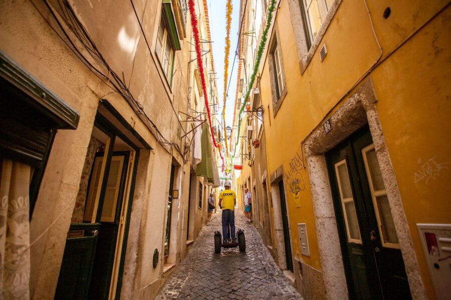 Lisbon: Segway Medieval Tour of Alfama and Mouraria - Key points at a glance