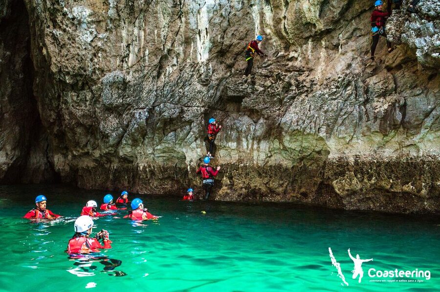 Lisbon: Sesimbra/Arrábida Natural Park Coasteering Adventure - Key points to know before booking