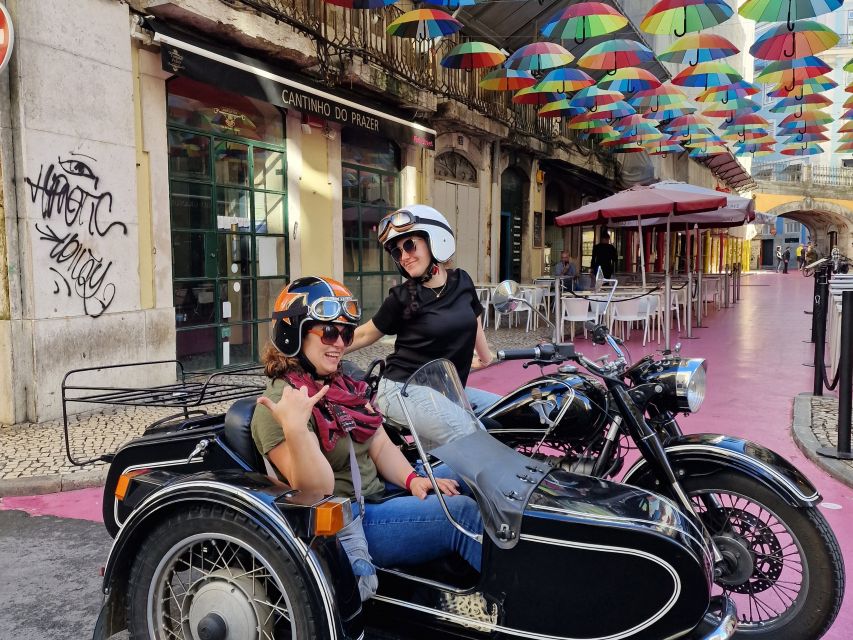 Lisbon: Sidecar Tour - What the guiding is like