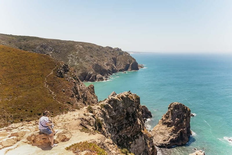 Lisbon: Sintra, Pena, Cabo da Roca, Cascais Tour with Pickup - Sintra’s historic center and one hour on your own