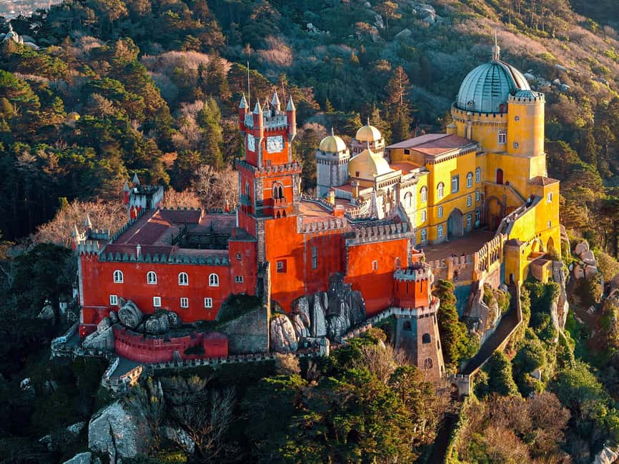 Lisbon: Sintra, Pena Palace, Cabo da Roca, & Cascais Tour - Meeting at Avenida da Liberdade