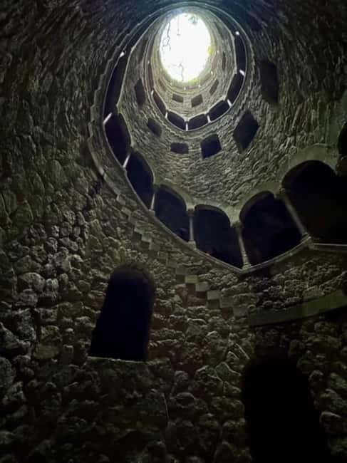 Lisbon: Sintra, Pena Palace, Moorish Castle & Regaleira Tour - Why a private Sintra day makes sense