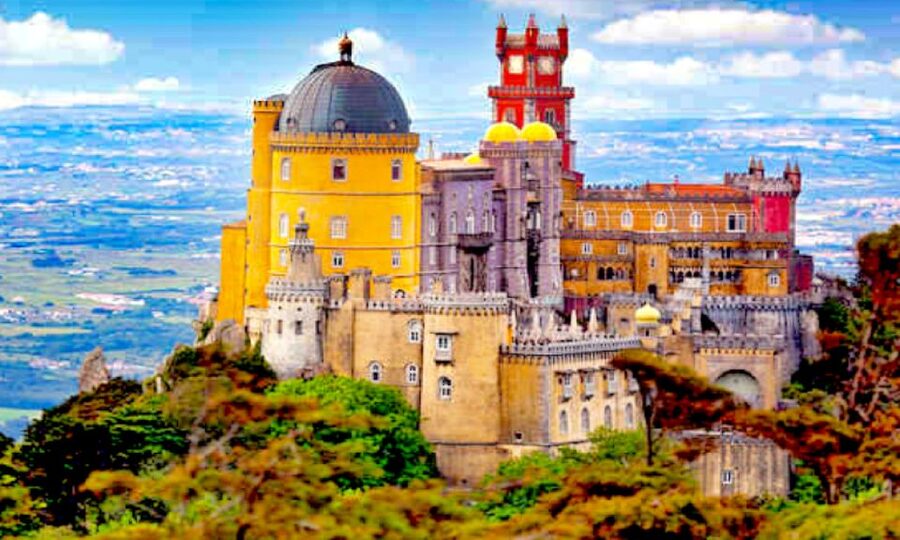 Lisbon: Sintra, Pena Palace, Quinta Regaleira, Cascais Tour - Cascais and the Portuguese Riviera