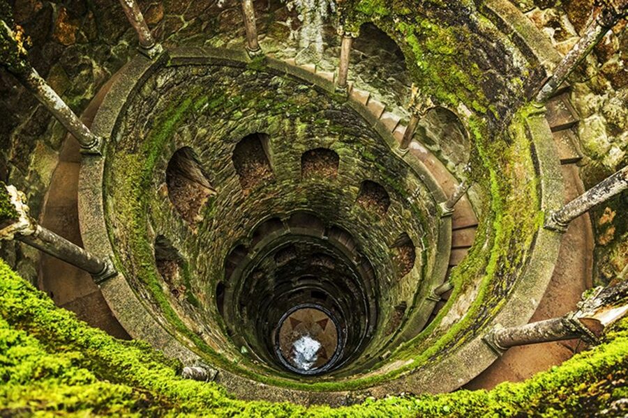 Lisbon: Sintra, Quinta da Regaleira, Cabo da Roca & Cascais - What the small minivan setup changes