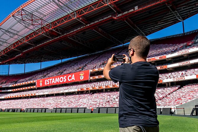 Lisbon SL Benfica Stadium & Museum Tour with Scarf - The virtual reality feature and Benfica’s eagles