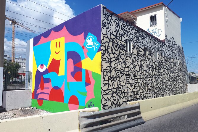 LISBON Street Art Tour - Guides who explain more than the paint