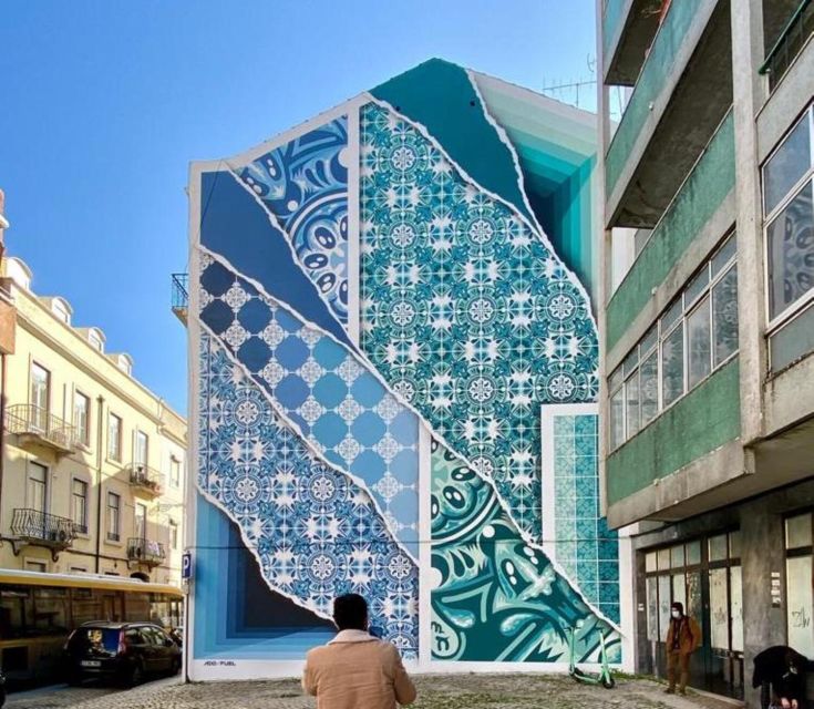 Lisbon: Street Art Walk - The souvenir and what is included