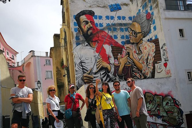 Lisbon Street Art Walking Tour - Mouraria: street art with neighborhood context