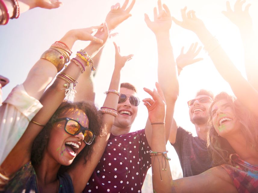 Lisbon: Sunset Boat Party Cruise with DJ and Open Bar - Passing beneath the 25 de Abril Bridge