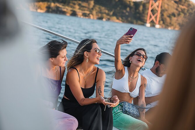 Lisbon: Sunset Catamaran Boat Tour with Music and Drinks - Champalimaud Foundation and Belém Tower