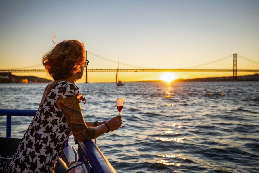 Lisbon: Sunset Cruise with Live DJ and Drinks - What the views are like from the water