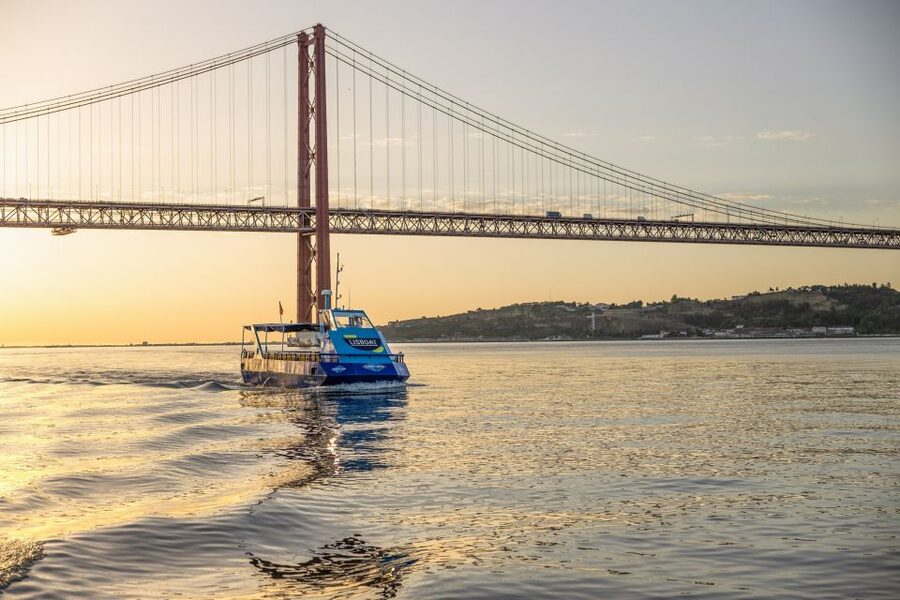 Lisbon: Sunset Cruise with Live DJ and Drinks - The route from Alfama to Belém