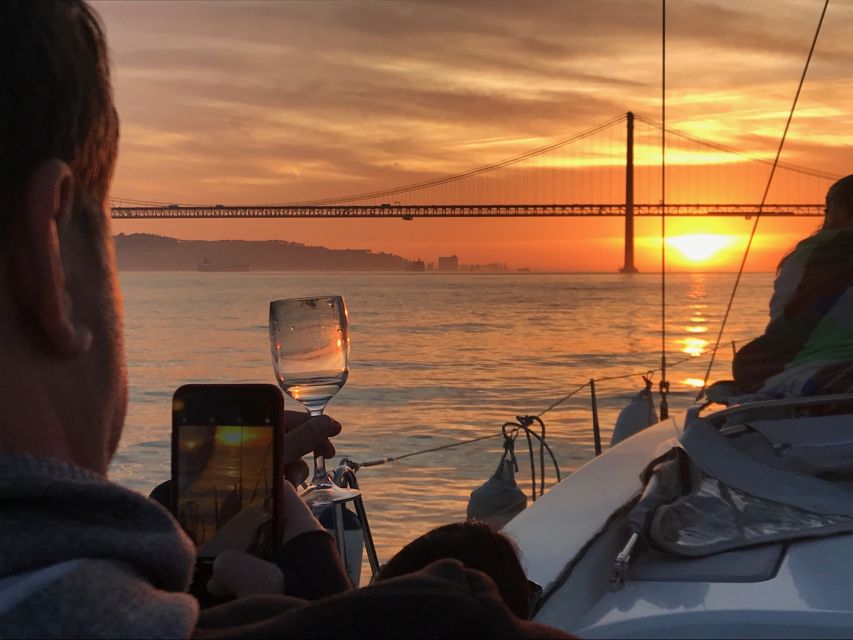 Lisbon: Sunset Sailing Cruise with Wine - What the crew adds to the ride