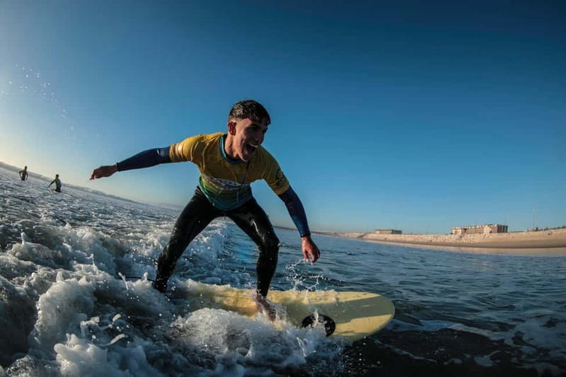 Lisbon: Surf Experience at Costa da Caparica - Key points to know before you book