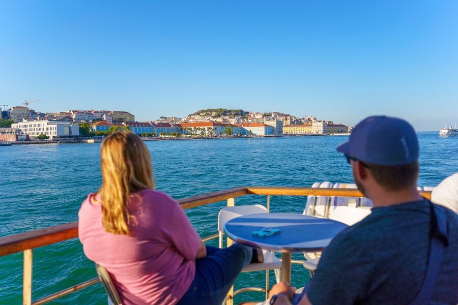Lisbon: Tagus River Boat Tour with One Drink Included - The included drink and what your departure time means