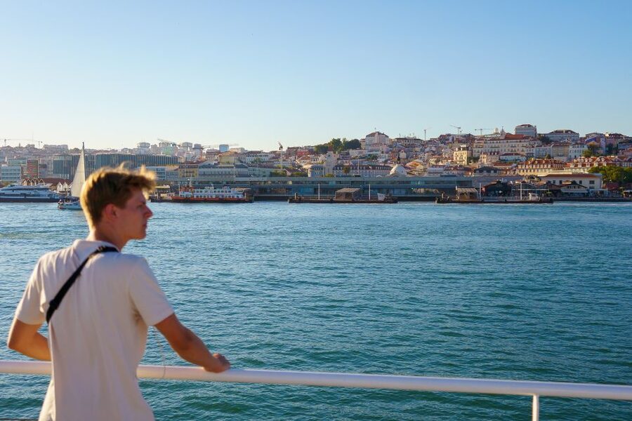 Lisbon: Tagus River Boat Tour with One Drink Included - Commerce Square and the first river views