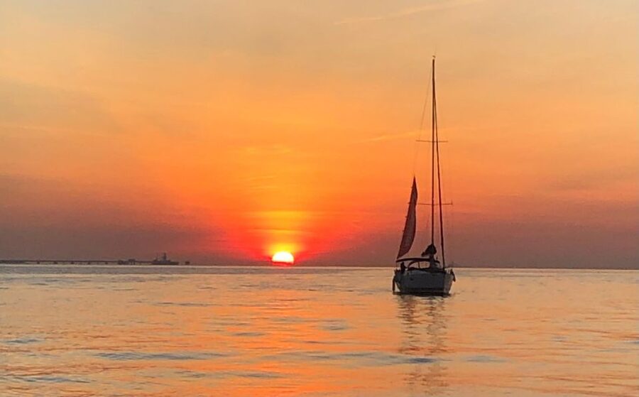 Lisbon: Tagus River Cruise, Morning, Day, Sunset, or Night - Why the Tagus gives you Lisbon’s clearest view
