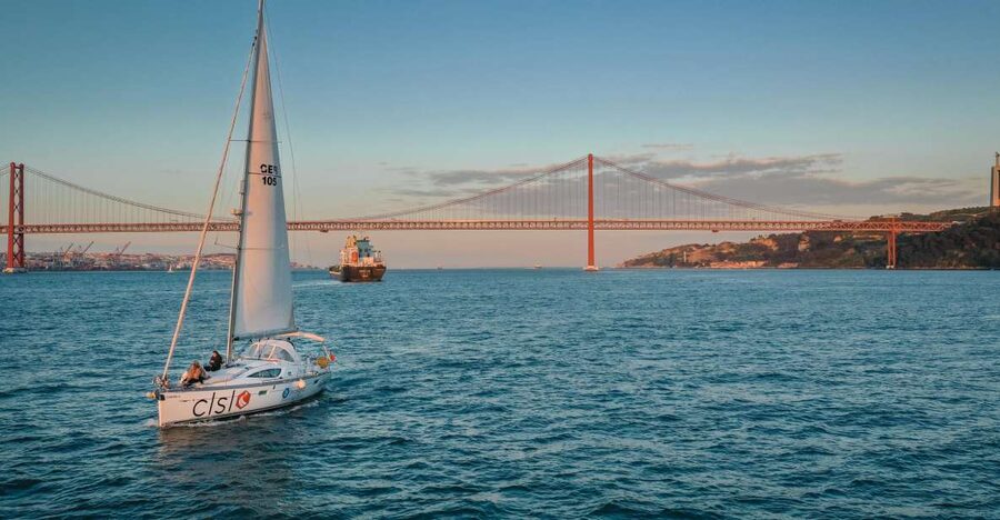 Lisbon: Tagus River Sailboat Tour - Comfort, weather, and what to bring