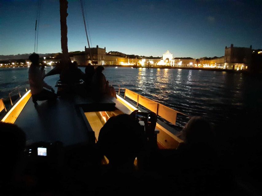 Lisbon: Tagus River Sunset Cruise in a Traditional Vessel - Alfama and São Jorge Castle above the old city