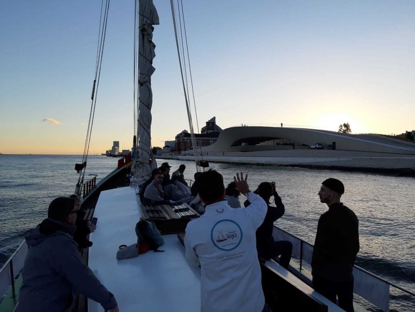 Lisbon: Tagus River Sunset Cruise in a Traditional Vessel - Setting out on a 1947 traditional vessel