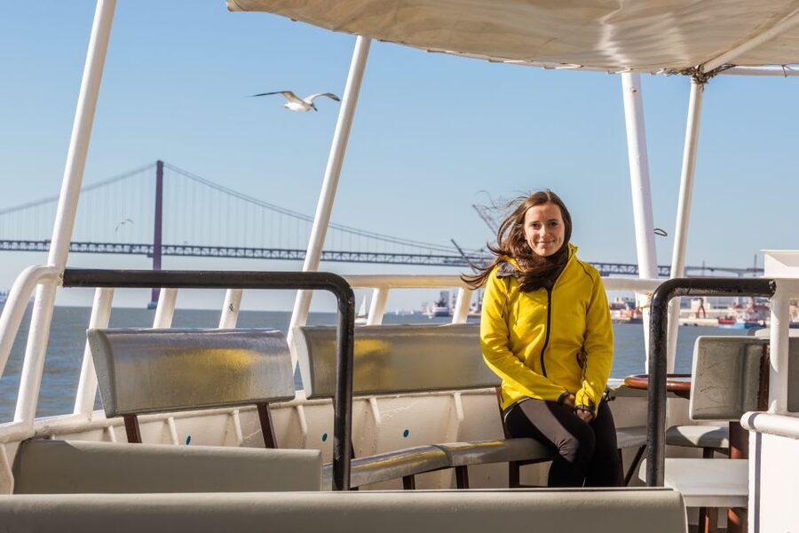 Lisbon: Tagus River Yellow Boat Cruise - Returning to Terreiro do Paço