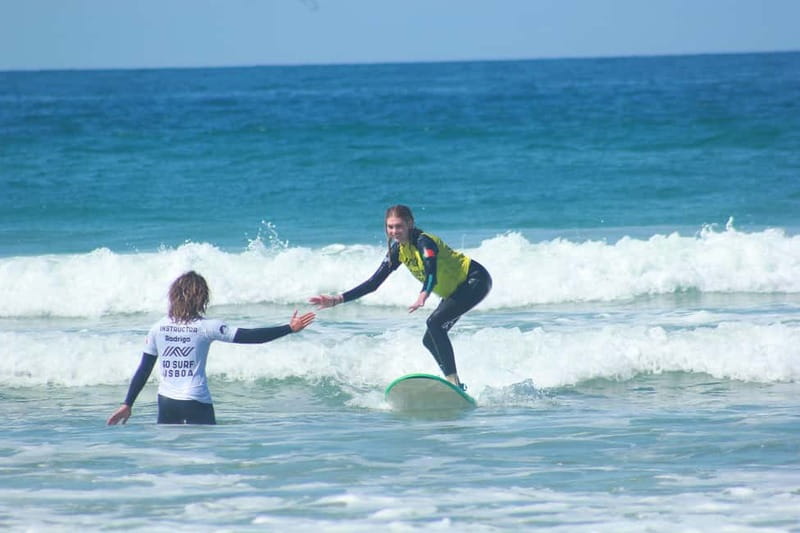 Lisbon: The Surf Instructor - surf lessons with transfer - Two hours in the water, with feedback after each attempt